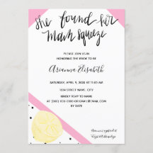 彼女は彼女のメイン絞りブライダルシャワー招待状を見つけた