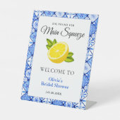 彼女は彼女のメイン絞りブライダルシャワー歓迎を見つけた 台座サイン (正面)