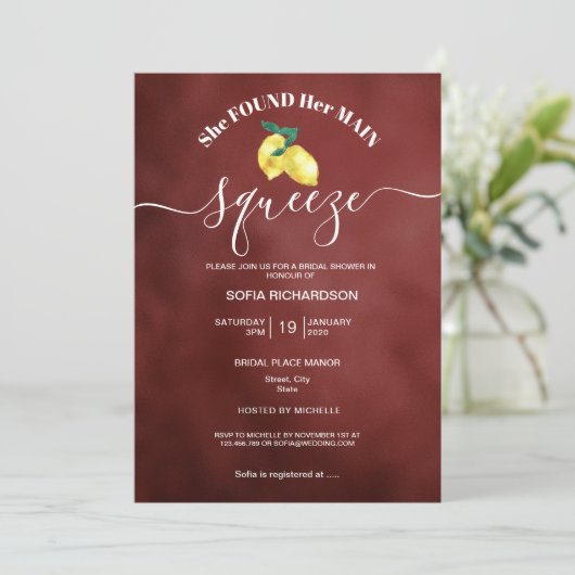 彼女は彼女のメイン絞りレモンの夏イタリアのインビを見つけた 招待状 (スタンド正面)