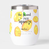 彼女は彼女のメイン絞りレモンブライダルシャワーを見つけた (正面)