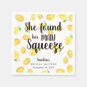 彼女は彼女のメイン絞りレモンブライダルシャワーを見つけた スタンダードカクテルナプキン (正面)