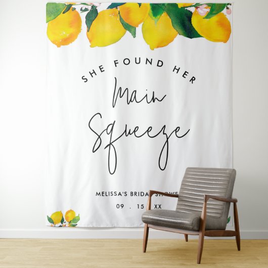 彼女は彼女のメイン絞りレモンブライダルシャワーを見つけた タペストリー (インサイチュ)