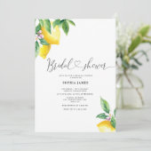 彼女は彼女の主な絞りブライダルシャワーの招待を見つけた 招待状 (スタンド正面)