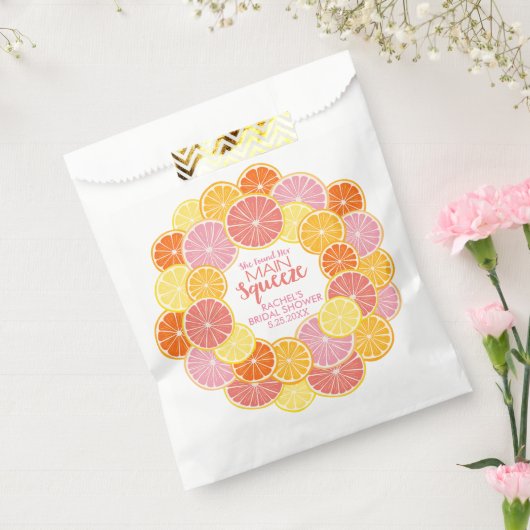 彼女は彼女の主な絞りブライダルシャワーを見つけた フェイバーバッグ (封をした状態)