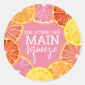 彼女は彼女の主な絞りブライダルシャワーを見つけた ラウンドシール (正面)