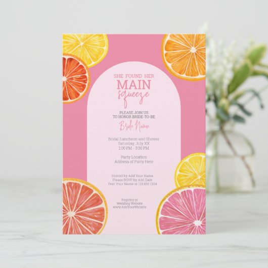 彼女は彼女の主な絞りブライダルシャワーを見つけた 招待状 (スタンド正面)