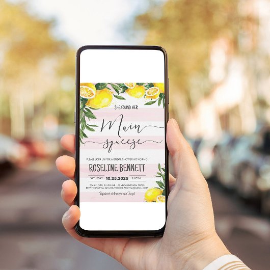 彼女は彼女の主な絞りブライダルシャワーを見つけた 招待状