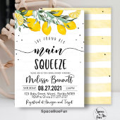 彼女は彼女の主な絞りブライダルシャワー招待状を見つけた 招待状