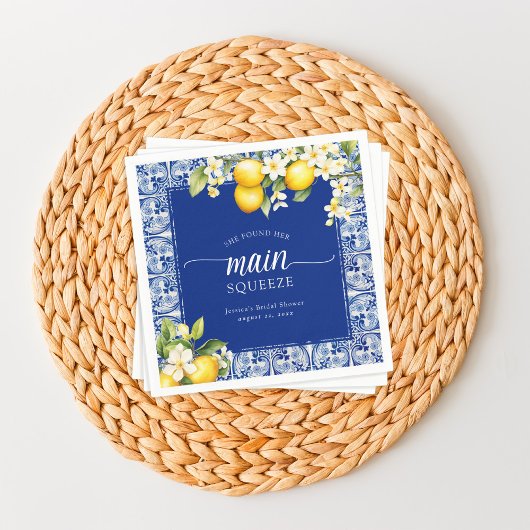 彼女は彼女の主な絞りレモンのブライダルシャワーを見つけた スタンダードカクテルナプキン