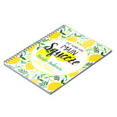 彼女は彼女の主な絞りレモンのブライダルシャワーを見つけた ノートブック (左側)