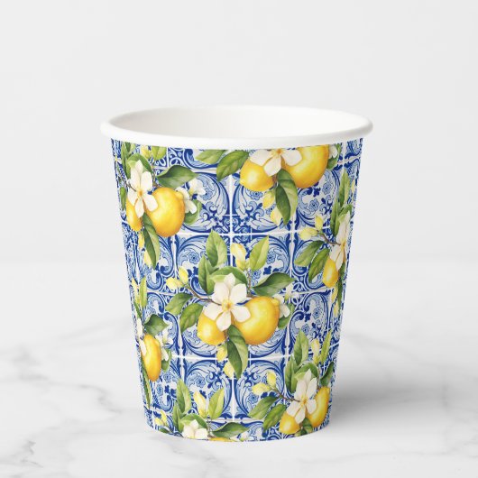 彼女は彼女の主な絞りレモンのブライダルシャワーを見つけた 紙コップ (正面)