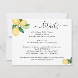 彼女は彼女の主な絞りレモンの挿入カードを見つけた 招待状