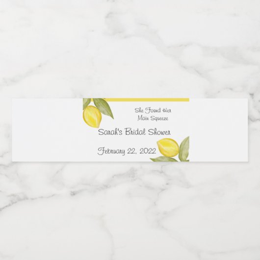 彼女は彼女の主な絞り水カスタム瓶を見つけた ペットボトルラベル (シングルラベル)