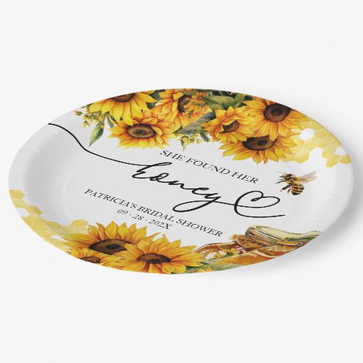 彼女は彼女の蜂蜜ひまわりブライダルシャワーを見つけた ペーパープレート (アングル)
