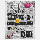 彼女は彼女をできました(辞書) -大きいプラシ天信じました フリースブランケット (正面)