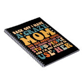 彼女は怒りの問題熱狂するを持っている母を持っている ノートブック (右側)