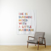 彼女は日光に少しハリケーンが混ざっている タペストリー (インサイチュ)