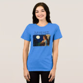 「彼女は明教えるい火を燃やすために松明を使う トライブレンドＴシャツ (正面全面)