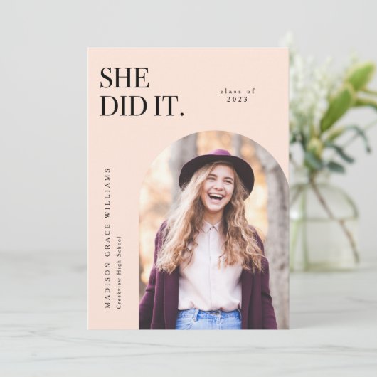 彼女は桃のアーチ卒業発表をした 招待状 (スタンド正面)