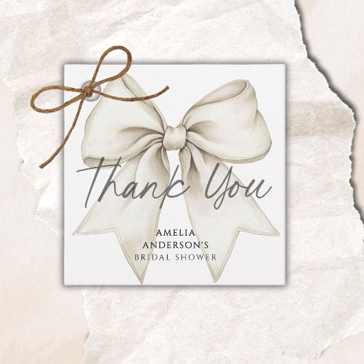 彼女は白いリボンで結ぶ ブライダルシャワー フェイバータグ