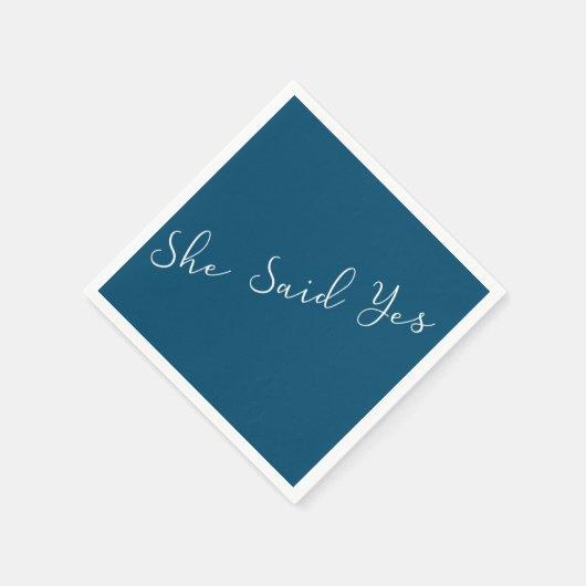 彼女は白と青のエレガントタイポグラフィ、Yesを言った スタンダードカクテルナプキン (角)