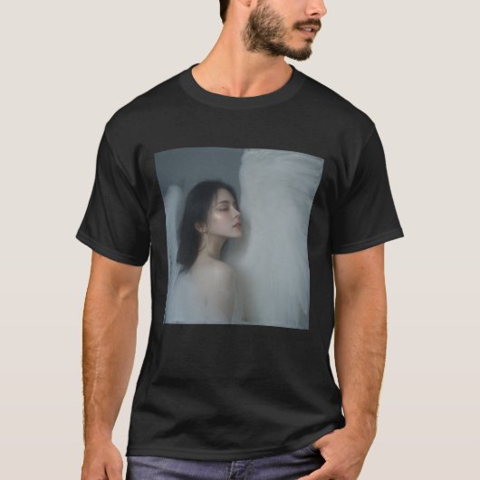 —彼女は眠れる天使。 Tシャツ (正面)
