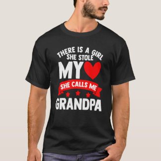 彼女は私おじいちゃん太と呼ばれる女の子がいる Tシャツ