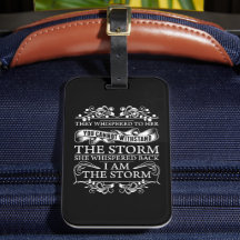 彼女は私が嵐だと言い返した