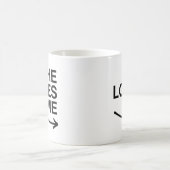 彼女は私を(右の) .png愛します コーヒーマグカップ (中央)