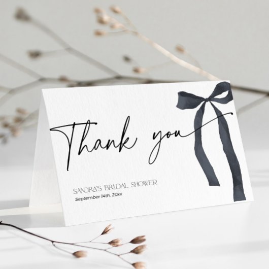 彼女は結び目のゴシックブラックボウブライダルシャワー サンキューカード