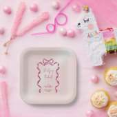 彼女は結び目のシックなグリッターピンクボウブライダル ペーパープレート (パーティー)