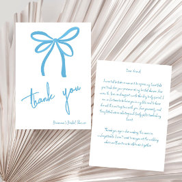 彼女は結び目の青いリボンの弓 サンキューカード