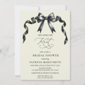 彼女は結び目の黒い弓のブライダルシャワー 招待状 (正面)