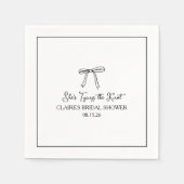 "彼女は結び目を結んでいる"シンプルブライダルシャワー スタンダードカクテルナプキン (正面)