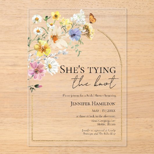 彼女は結び目を結んでいる |ワイルドフラワーブライダルシャワー アクリル招待状 (正面)