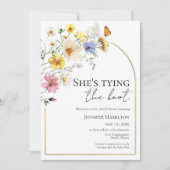 彼女は結び目を結んでいる |ワイルドフラワーブライダルシャワー 招待状 (正面)