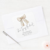 彼女は結び目クリーム弓ブライダルシャワー スクエアシール (封筒)