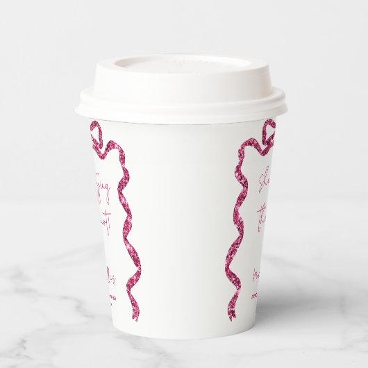 彼女は結婚する グリッター ピンクの弓  ブライダルシャワー 紙コップ (左)