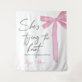「彼女は結婚する」スクリプト ピンクの蝶ネクタイ ブライダルシャワー タペストリー