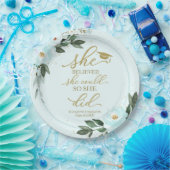 彼女は自分が信じパーティー紙を卒業した ペーパープレート (パーティー)