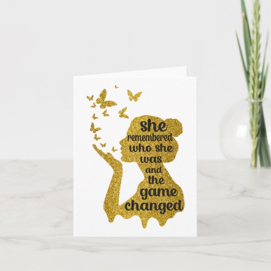 彼女は自分が誰であるかを思い出し、ゲームが変わった1 カード (正面)