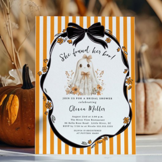 彼女は自分のブーブライダルシャワーを見つけた 招待状