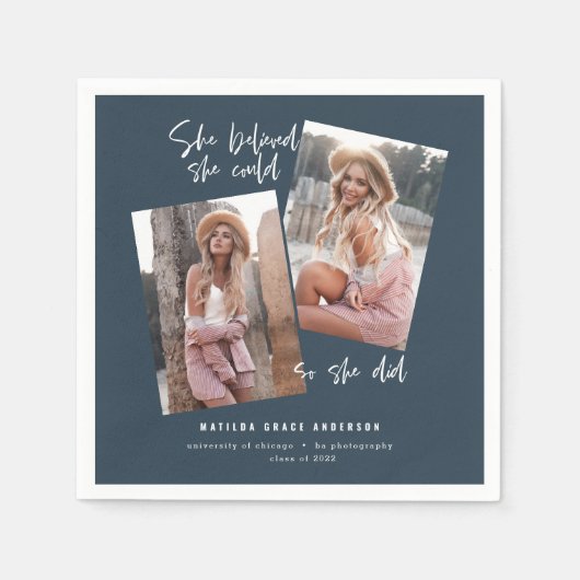 彼女は自分の卒業を青く見た スタンダードカクテルナプキン (正面)