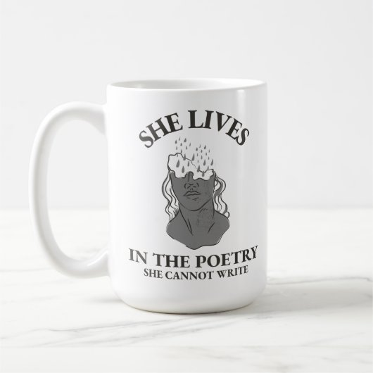 彼女は詩の中に住んでい書る コーヒーマグカップ (左)