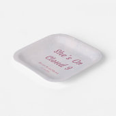 彼女は雲の上にいる パステル ドリーミー ブライダル シャワー ペーパープレート (傾斜あり)