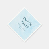 彼女は雲の上にいる 夢のような空の青い結婚式前祝い スタンダードカクテルナプキン (角)