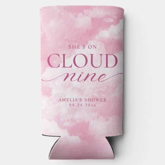 彼女は雲の上の9番目のピンクの結婚前のお祝い スリム缶クーラー (裏面)