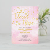 彼女は雲九夢のようなピンクのブライダルシャワー 箔招待状 (立ち正面)