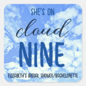 彼女は雲9に乗っている!ブライダルシャワー/バチェロレッテ スクエアシール (正面)