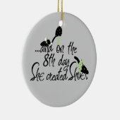 彼女は靴を作成しました セラミックオーナメント (右)